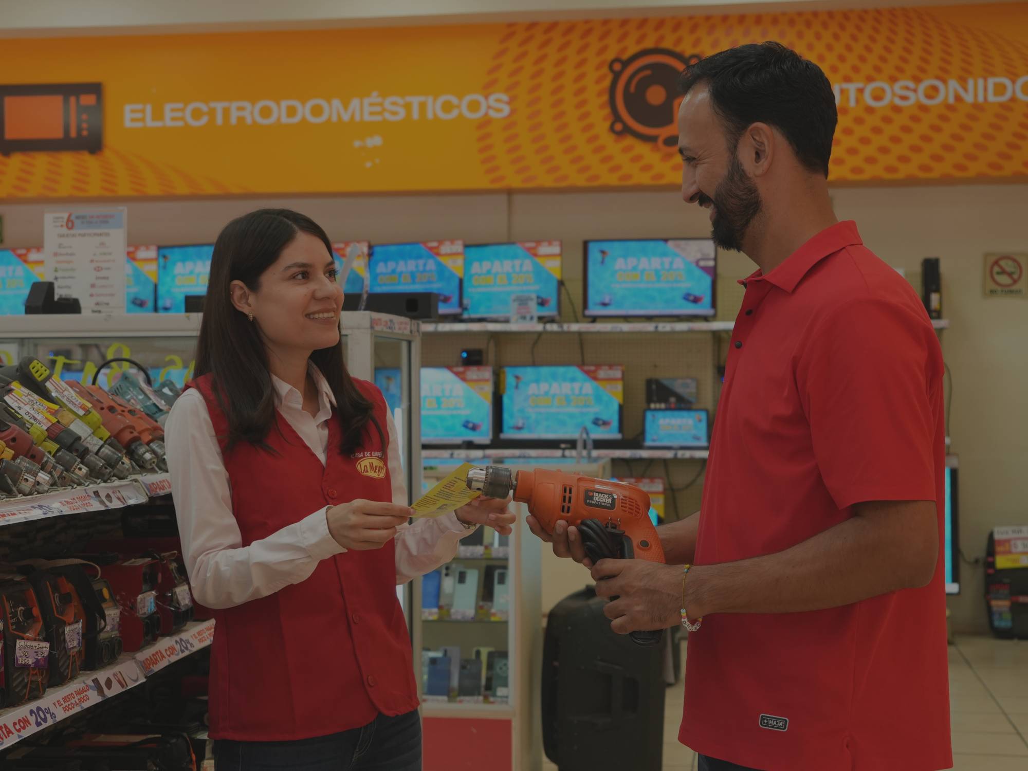 EN CASA,  SIEMPRE HAY ALGO QUE EMPEÑAR